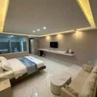 Luckytito Anilao Resort, готель у місті Мабіні