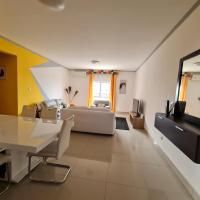 3-Bed Apartment - Sleeps 6 - Free Parking, hotel near Dr. Antonio Agostinho Neto International Airport - NBJ, Luanda