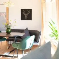 Exklusives Design-Apartment & Sauna, hotel en Warngau