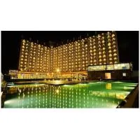 Weekend Address By Honest Homes, Hotel in Surat