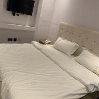 California Luxury Hotel & Suite, viešbutis mieste Ibadanas