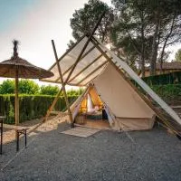 Kampaoh Navajas, hotel v destinaci Navajas