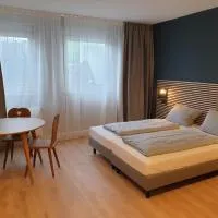 ARRIVEL Apartements Heimstetten، فندق في كيرشهايم