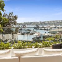 Superb 2-Bed Apartment Facing Rose Bay Marina, hotel di Bellevue Hill, Sydney