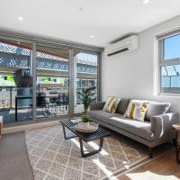 Elegant 2-Bed with Large Balcony by High Street, hotell i Preston i Melbourne