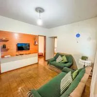 Ótima casa no centro de Carrancas, hotel di Carrancas