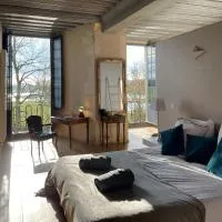 Château de Meauce, Chambre Marguerite de Meauce, hotel u gradu Saincaize-Meauce