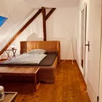 b e d & a g e d e s i g n -medium- wunderschönes Zimmer mit Bad - Rechnungserstellung für Geschäftsreisende & Firmen, hotel a Hünxe