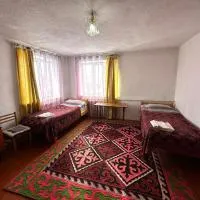 Kayyr Guest House، فندق في Orgochor
