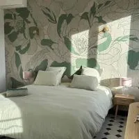 Chambre Pivoine au Domaine de l'Aven, hotel en Villeneuve-Minervois