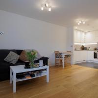 Lovely Modern 1-Bed Flat in Kingston, hotel a Hampton Wick, Kingston upon Thames