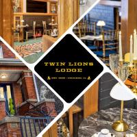 The Twin Lions: Bespoke Travel Lodge w/ Speakeasy*, hotel en Bucktown, Chicago
