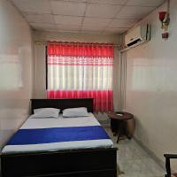 Hotel SELLA & Rest, hotel di Kilinochchi