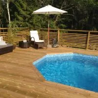 Boutique Archipelago Retreat with Private Pool & Designer Interior, hótel í Djurhamn
