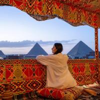 king of pharaohs pyramids view, hotel in Cairo