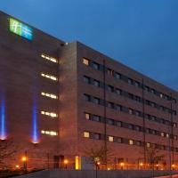 Holiday Inn Express Sant Cugat, an IHG Hotel, hotel in Sant Cugat del Vallès