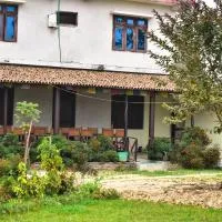 Bardiya Eco Safary Homestay: Bhurkīā şehrinde bir otel