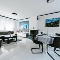 Villa Tina โรงแรมในVelika