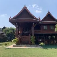 Ban Suan Bang Toei Homestay, hotel em Ban Bang Rathuk