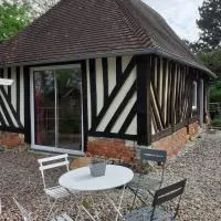 charmante maison Normande โรงแรมในLivarot