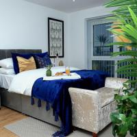 Snuggle Inn - Serviced apartments - Riverview's close to O2 Arena, London Excel, London City Airport and Woolwich Ferry with parking, hôtel à Londres (Charlton)