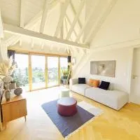 Attic Apartement - Penthouse 2 Bedrooms, hotel en Crissier