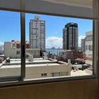 Apartamento a pasos de todo., hotel a Punta del Este