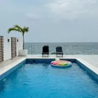 Seascape Villa, хотел в Фухайра