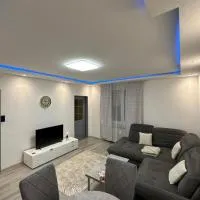 Familien Apartment, hotel sa Niederaigen