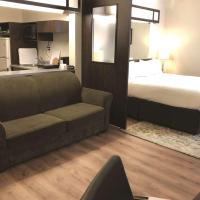 Villa Inn & Suites - SureStay Collection by Best Western, hotel sa Hearst