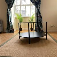 Stylish 1-Bed Apt near Uni of East London Beckton