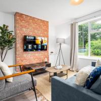 Chic 3 Bedroom House - Parking & Garden - Top Rated - 215R - Netflix - Wifi - Smart TV