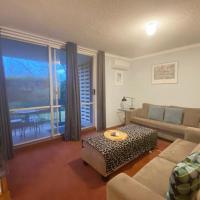 Grif1 Quiet 2BR Apartment with Garden views in Griffith