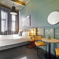 The Urban Newtown, hotel di Sydney
