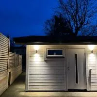 Eget hus i Linköping västra, hotel en Vikingstad