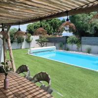 Belle villa contemporaine climatisee, piscine privee, 6 - 8 couchages, 3 chambres, wifi, à 3 km de la plage -LXDALI25B, hôtel à Portiragnes près de : Aéroport de Béziers - Cap d'Agde - BZR
