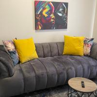 Lovely Cozy Apartment، فندق بالقرب من Grand Central Airport (Johannesburg) - GCJ، ميدراند