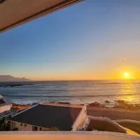 The Blue Peter Hotel, hotel a Bloubergstrand