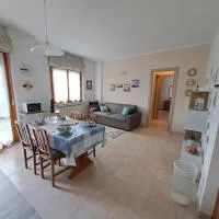 Appartamento Rossana - Luni (SP), hotel a Marinella di Sarzana