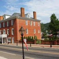 Hale Springs Inn, hótel í Rogersville