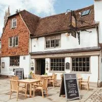 The Woolpack Hotel, готель у місті Тентерден