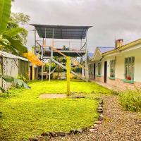 Tropical Housing by El Rodeo - Calle El Manglar, hotel cerca de Aeropuerto de Puerto Jiménez - PJM, Puerto Jiménez