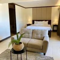 Plaza Del Norte Hotel and Convention Center, hotel en Laoag