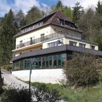 Landhaus Waldfrieden, хотел в Lassnitzhöhe