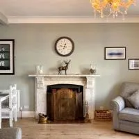 Tonn Ruray Sea View Luxury 2 Bed Apartment, hotell sihtkohas Dundrum