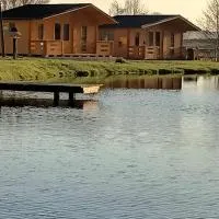Domek nad stawem, hotel i Golczewo