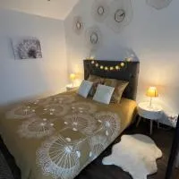 La Petite Maison - La Grange des Colporteurs, hotel en Nanclars