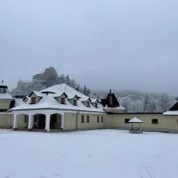 Penzión U dvoch levov, хотел в Оравски Подзамок