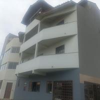 Cobertura Beira Mar 15m, hotell i nærheten av Humberto Ghizzo Bortoluzzi Airport - JJG i Laranjal