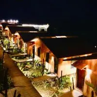 Cái Gùi Tà Đùng, hotel u gradu 'Biđong'